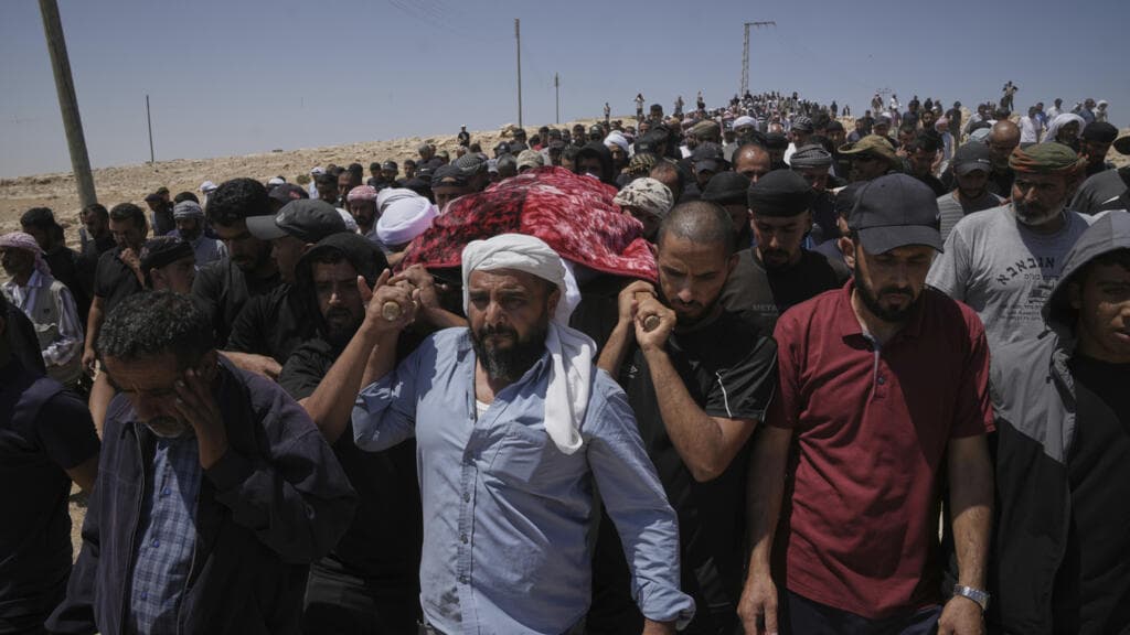 Un colon israélien inculpé pour la mort du militant palestinien Awdah Hathaleen en Cisjordanie