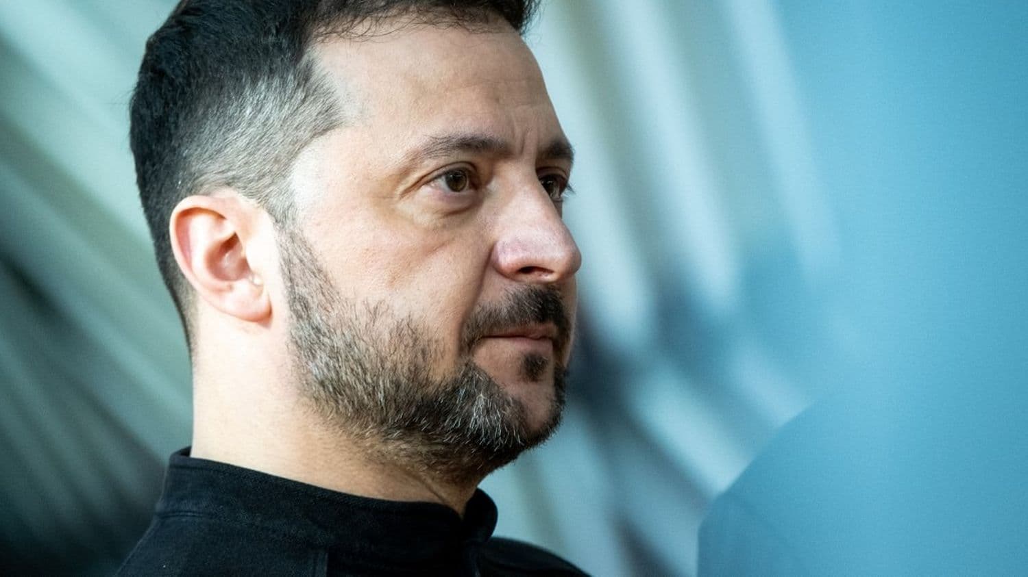 Guerre en Ukraine : Volodymyr Zelensky accuse la Corée du Nord d'avoir fourni à Moscou le missile ayant décimé une famille