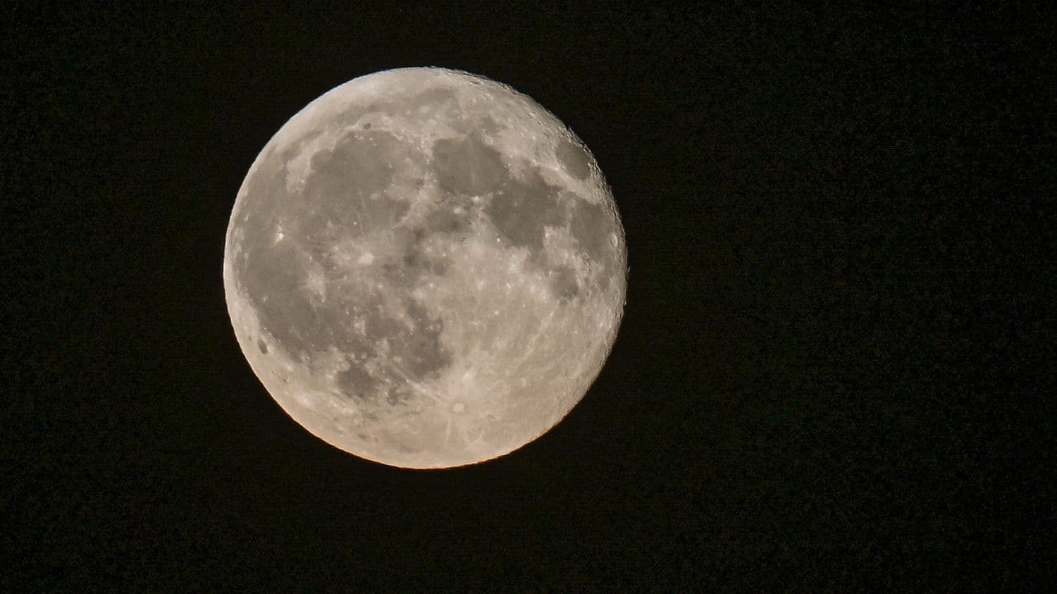 L'étage supérieur d'une fusée de SpaceX va s'écraser ce mercredi sur la Lune, et y laissera un cratère