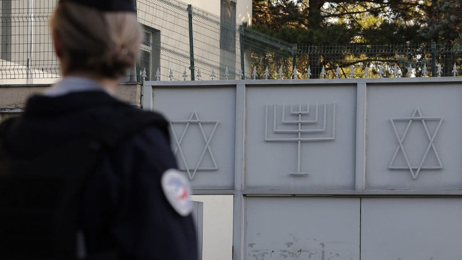Six hommes présentés à la justice dans l'enquête sur des soupçons de projet d'attaque à la synagogue de Sarcelles